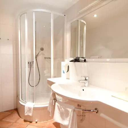 Seebichl Adults Only Designhotel - Pool & Dine 3* Kitzbühel