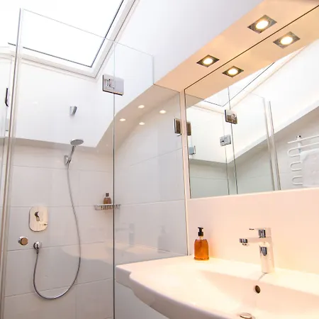 Seebichl Adults Only Designhotel - Pool & Dine Hotel Kitzbühel